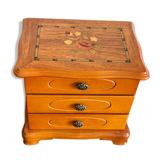 Wooden jewelry box decoration flowers