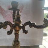 Sculpted candle holder with 3 bronze branches