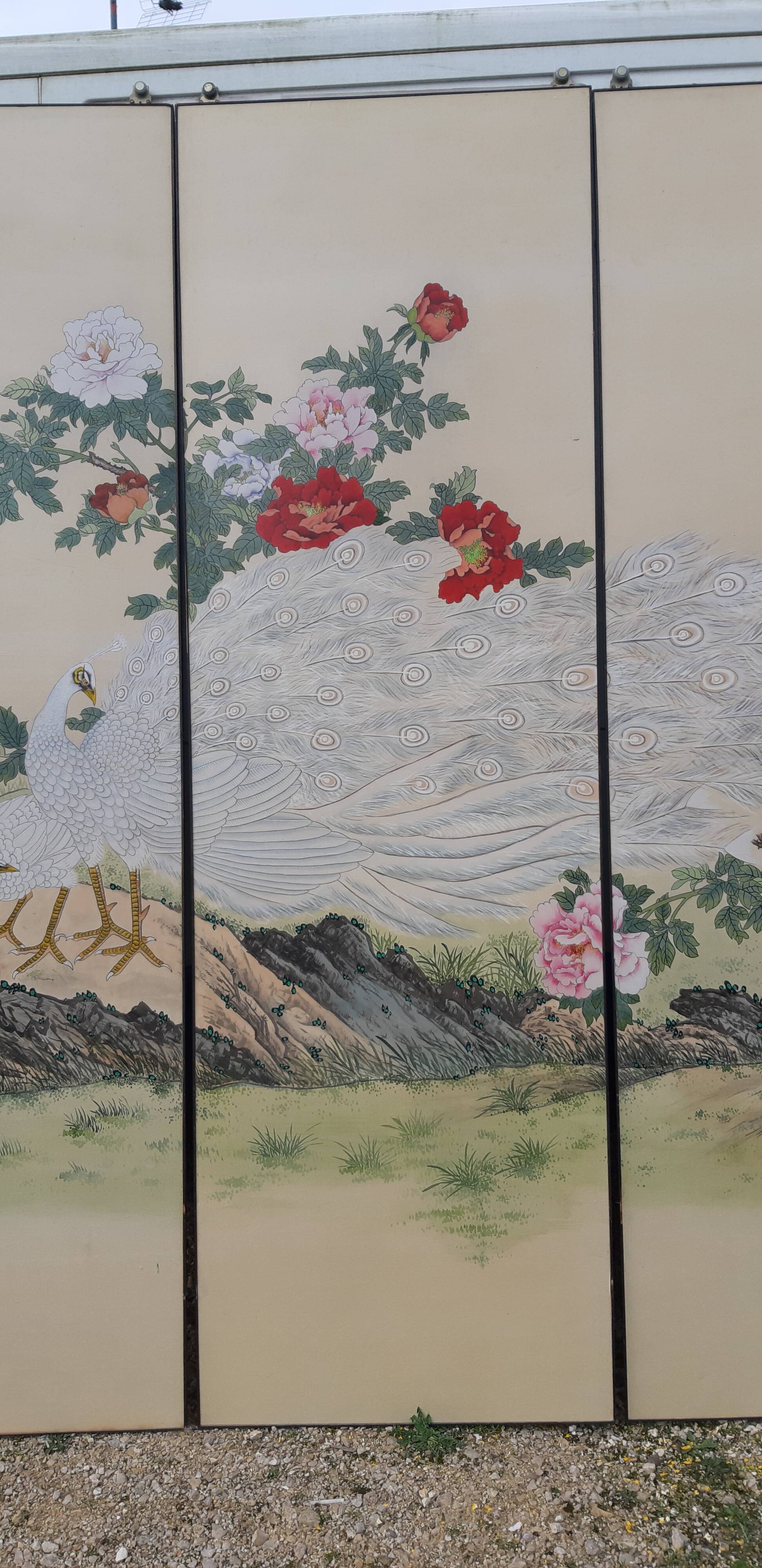 3 sliding panels printed on paper