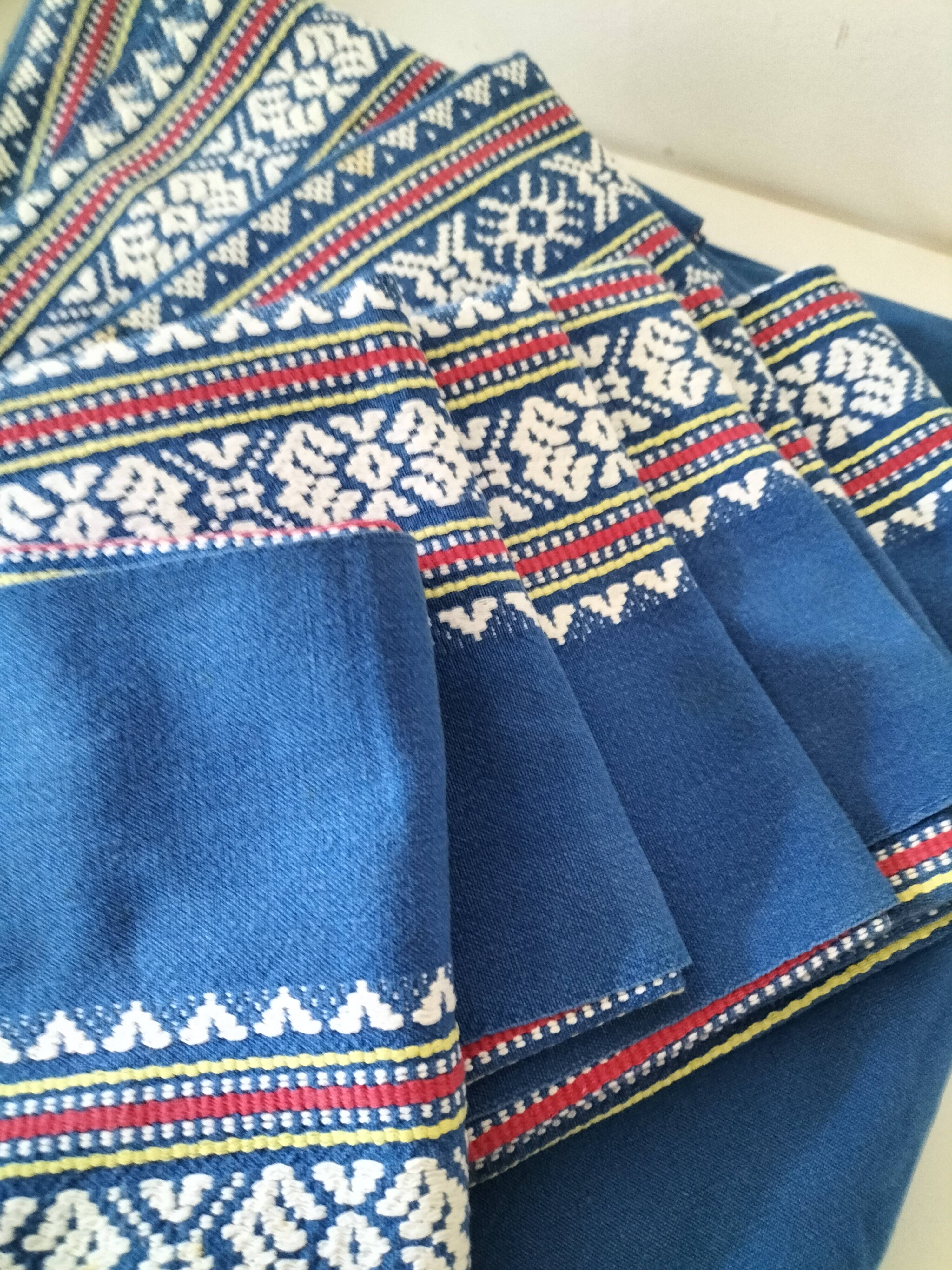 grande nappe et 11 serviettes vintage basque bleu indigo,