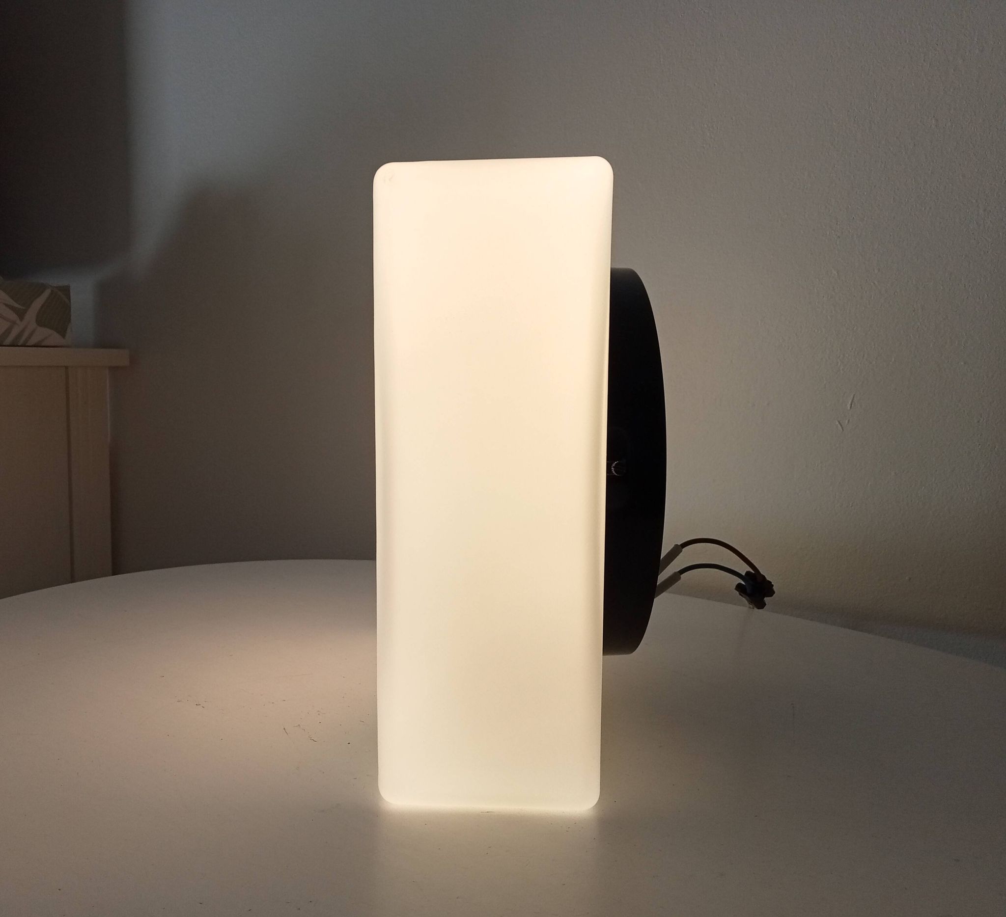 Vintage Vianne ceiling light in Opaline and Bakelite from the 60s/70s