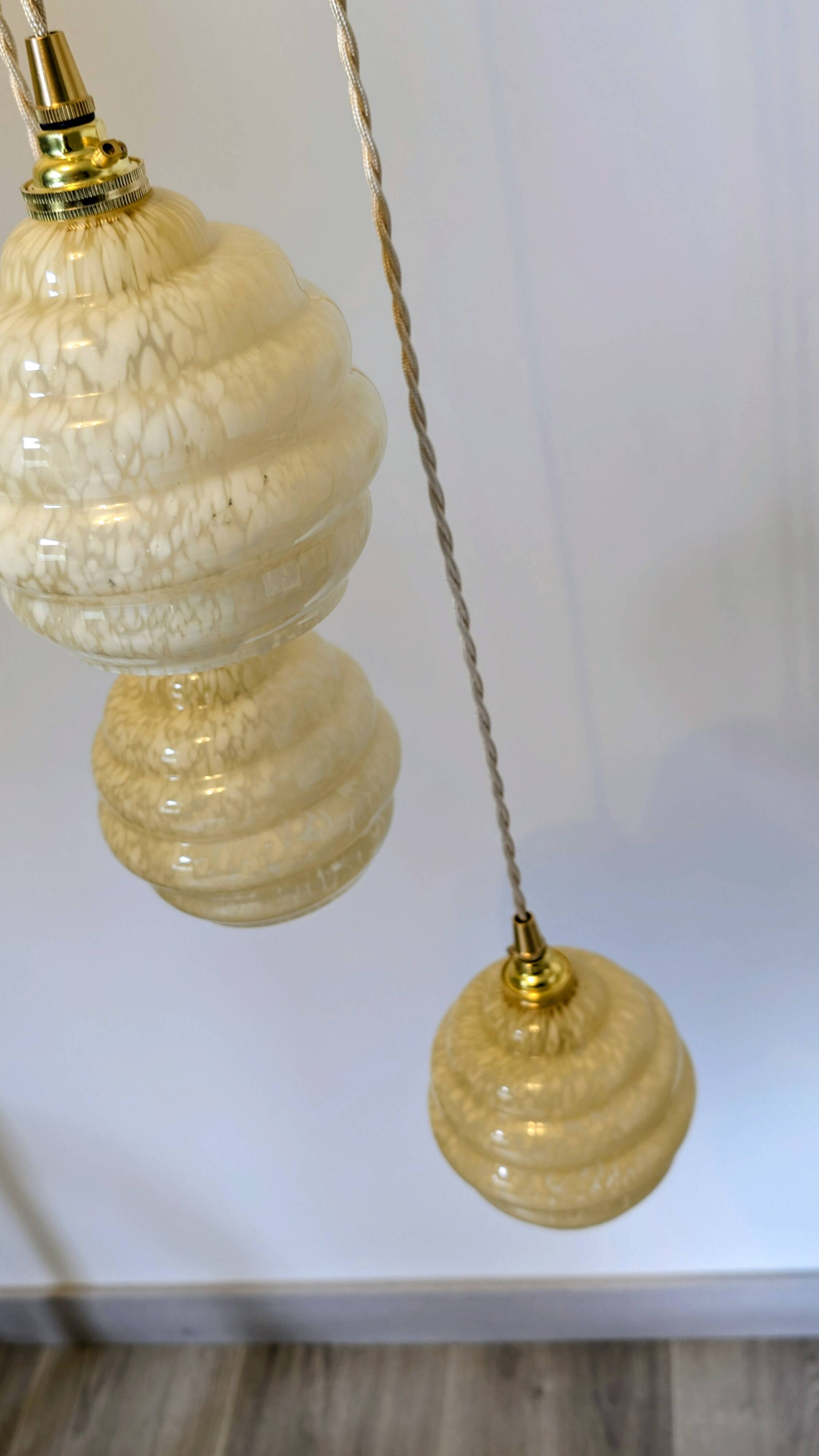 Vintage design chandelier in yellow Clichy glass