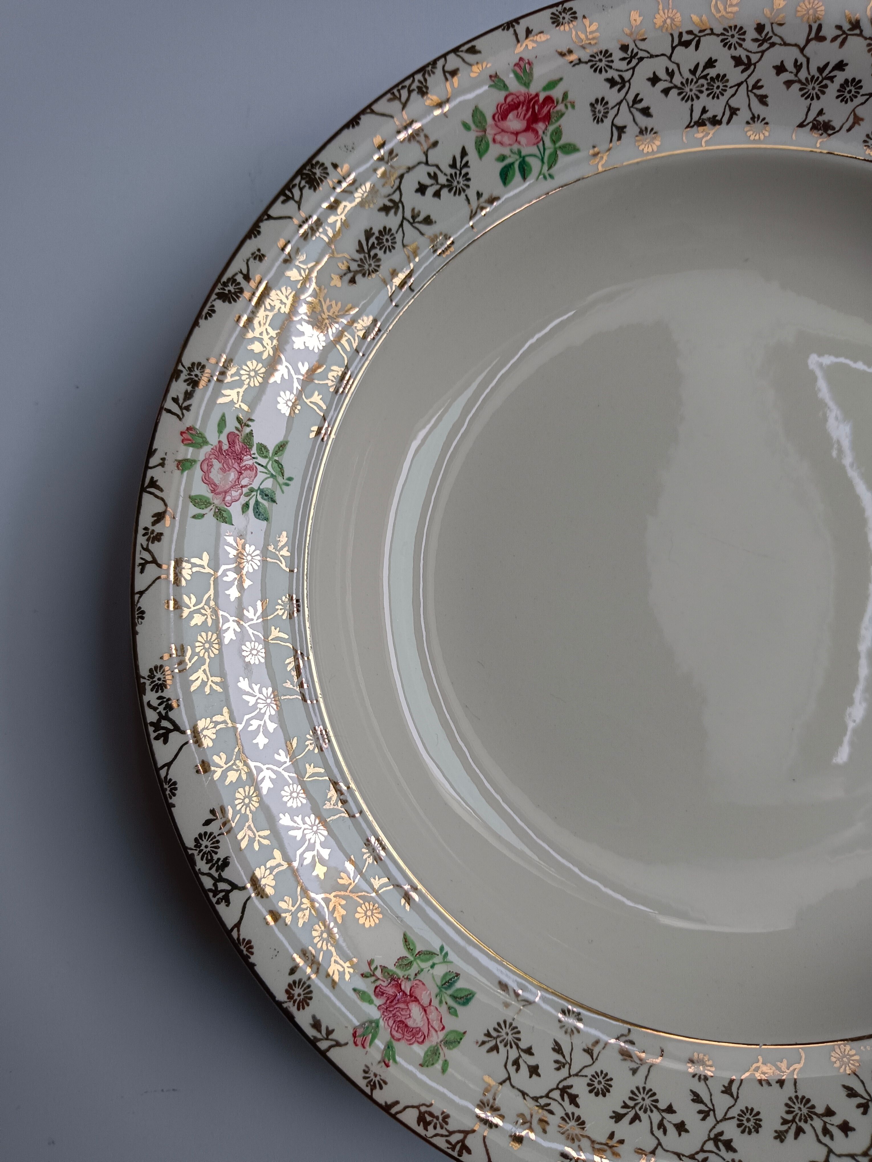 6 Assiettes Villeroy et Bloch beiges et dorées