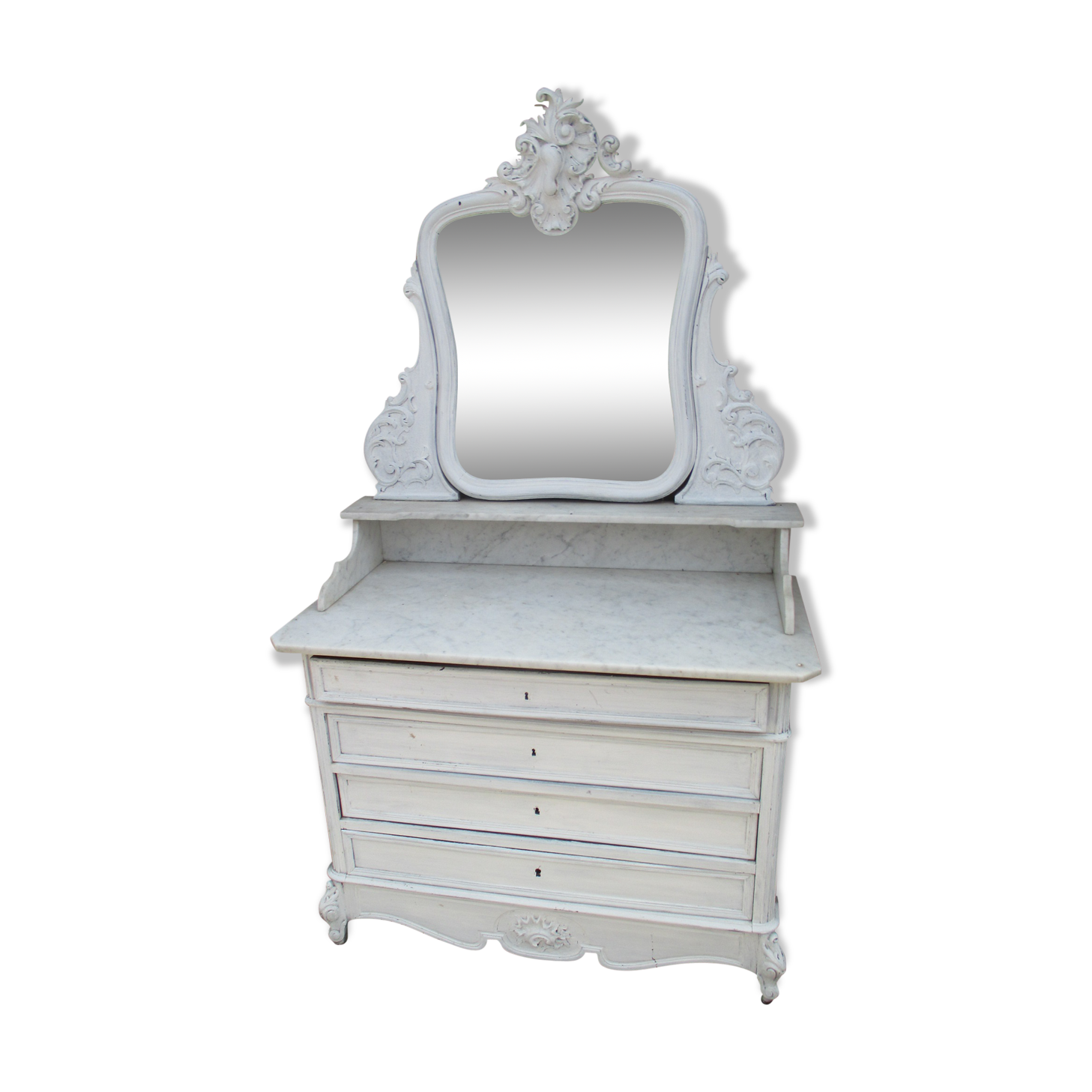 Dressing table
