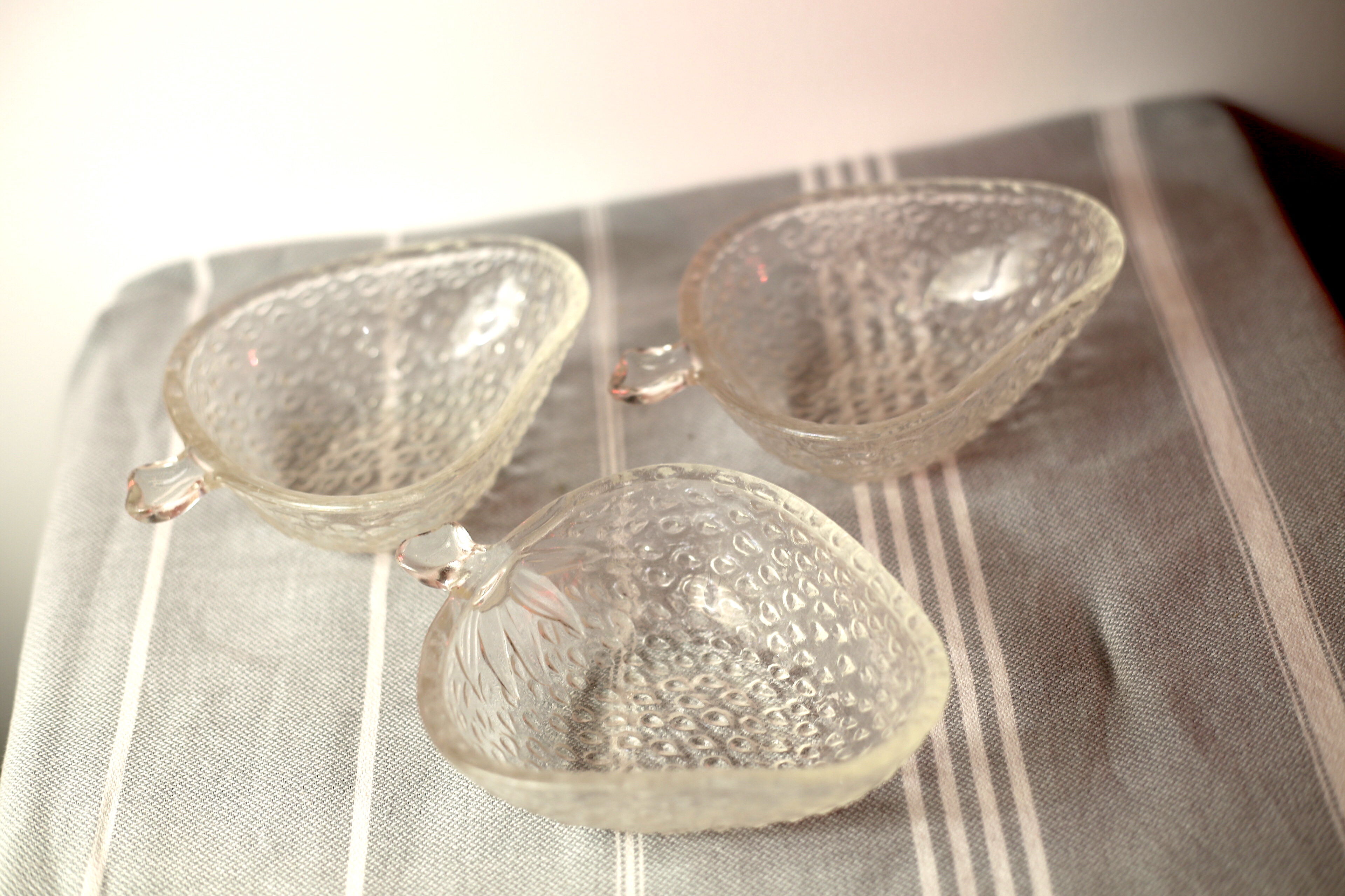 Vintage strawberry-shaped cups