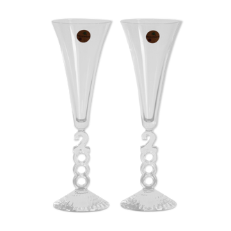 2 vintage champagne flutes in arques crystal