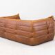 Canapé Togo vintage deux places avec accoudoirs en cuir de pin marron attribué à Michel Ducaroy pour Ligne Roset, années 1970