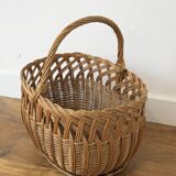 Wicker basket with handle