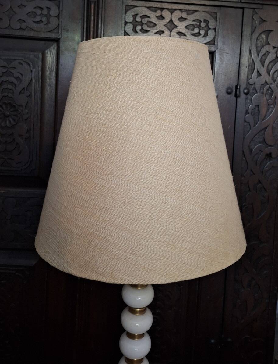 Lampe de table italienne des années 70 avec des sphères empilées.
