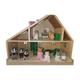Sylvanian house and family
