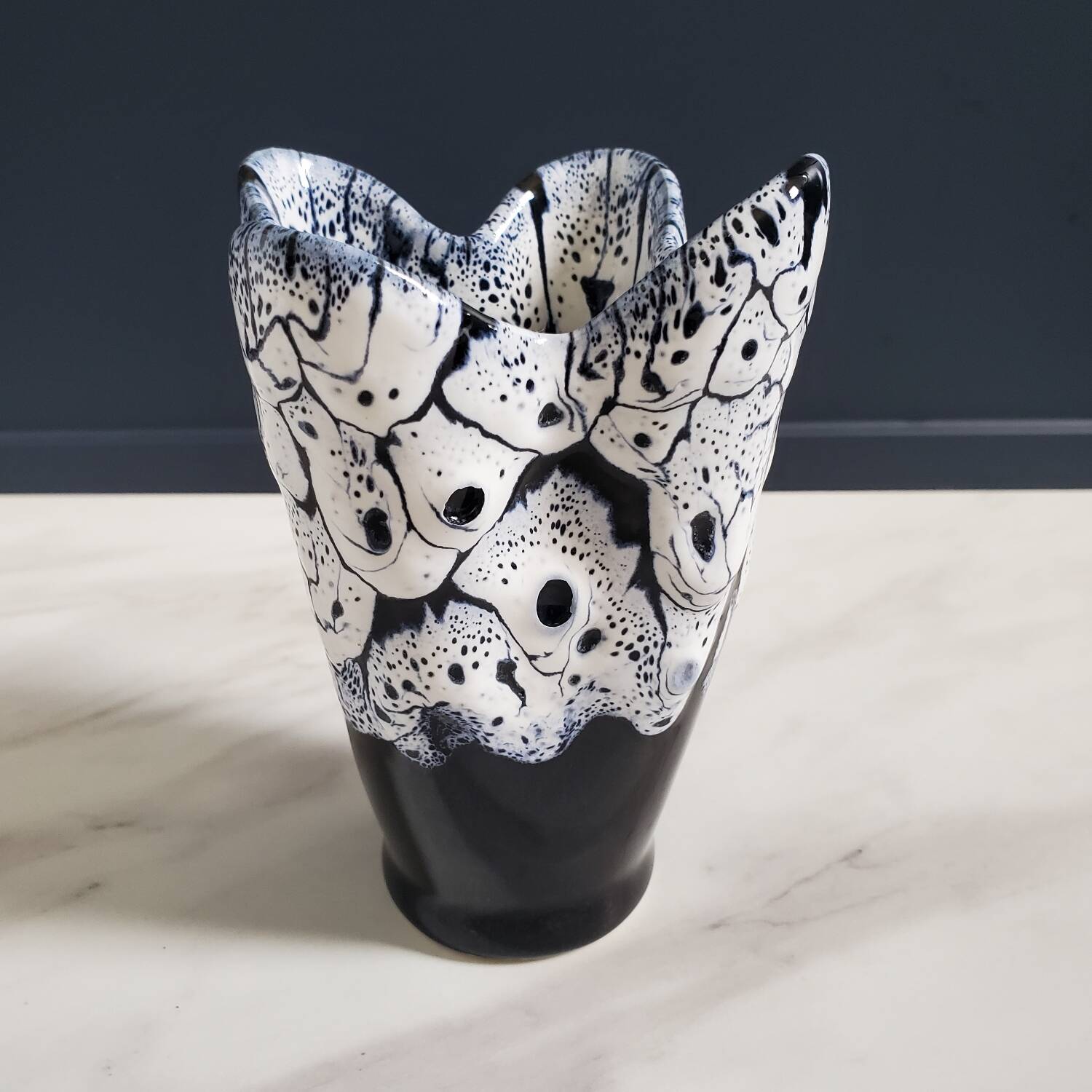 Ceramic vase called Fat Lava