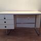 Bureau style bauhaus en formica des années 70
