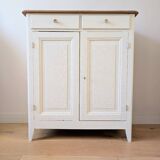 Retro chic Parisian buffet
