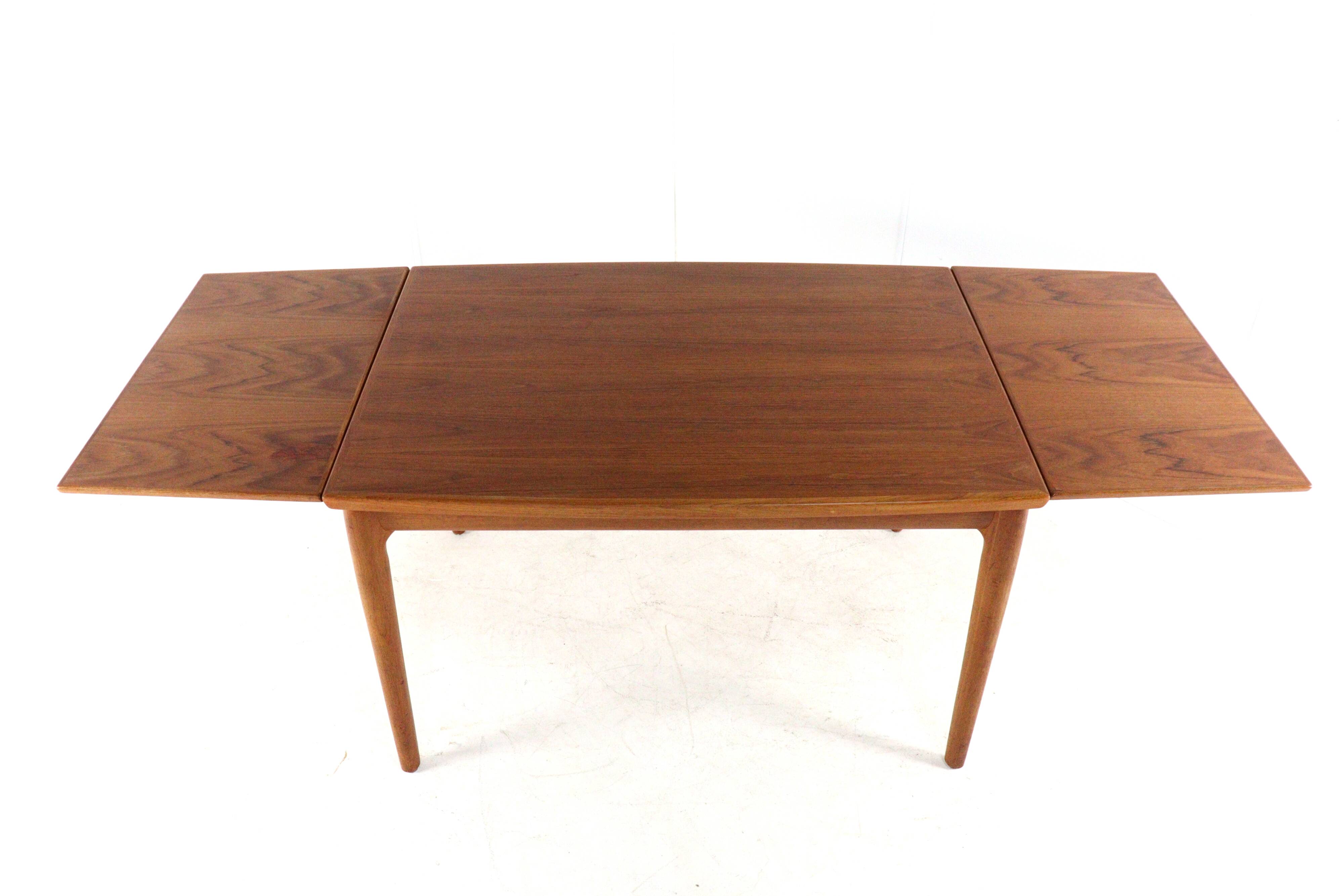 Table à manger danoise rectangulaire extensible 'Lendum'