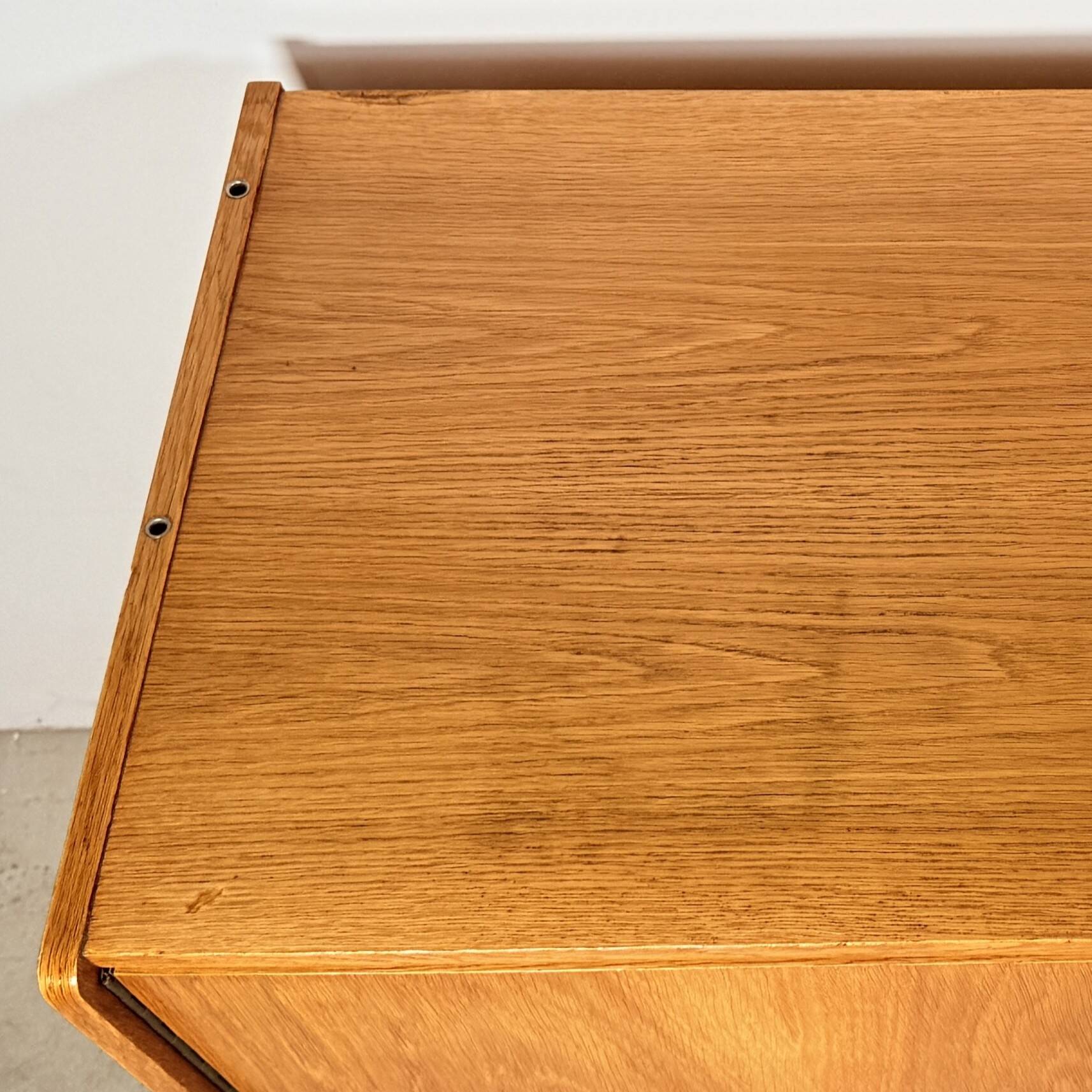 U460 Sideboard with Colored Drawers, Jiří Jiroutek