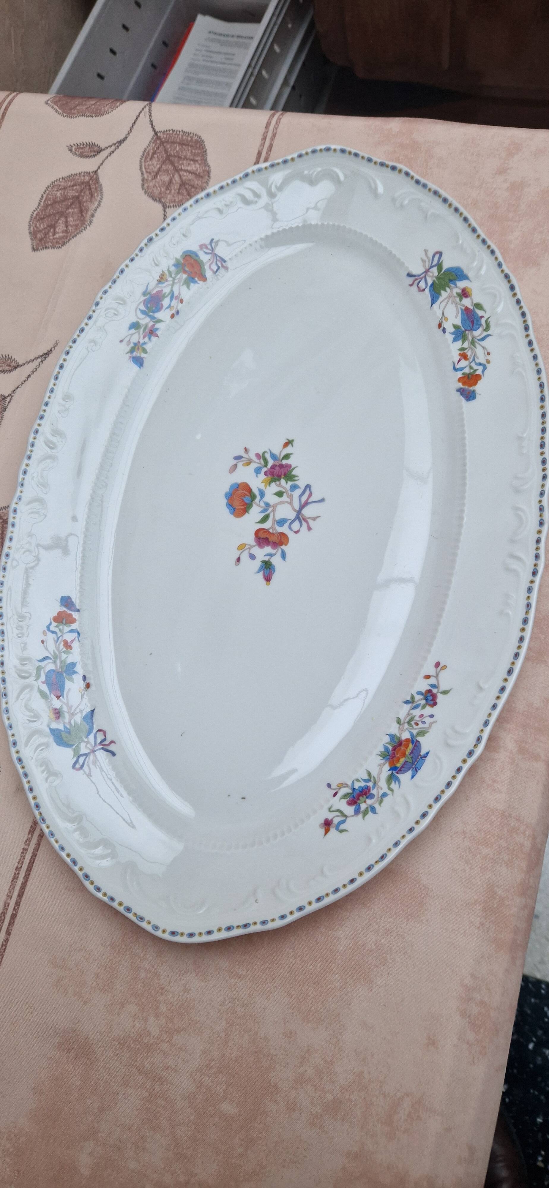 Plat ovale