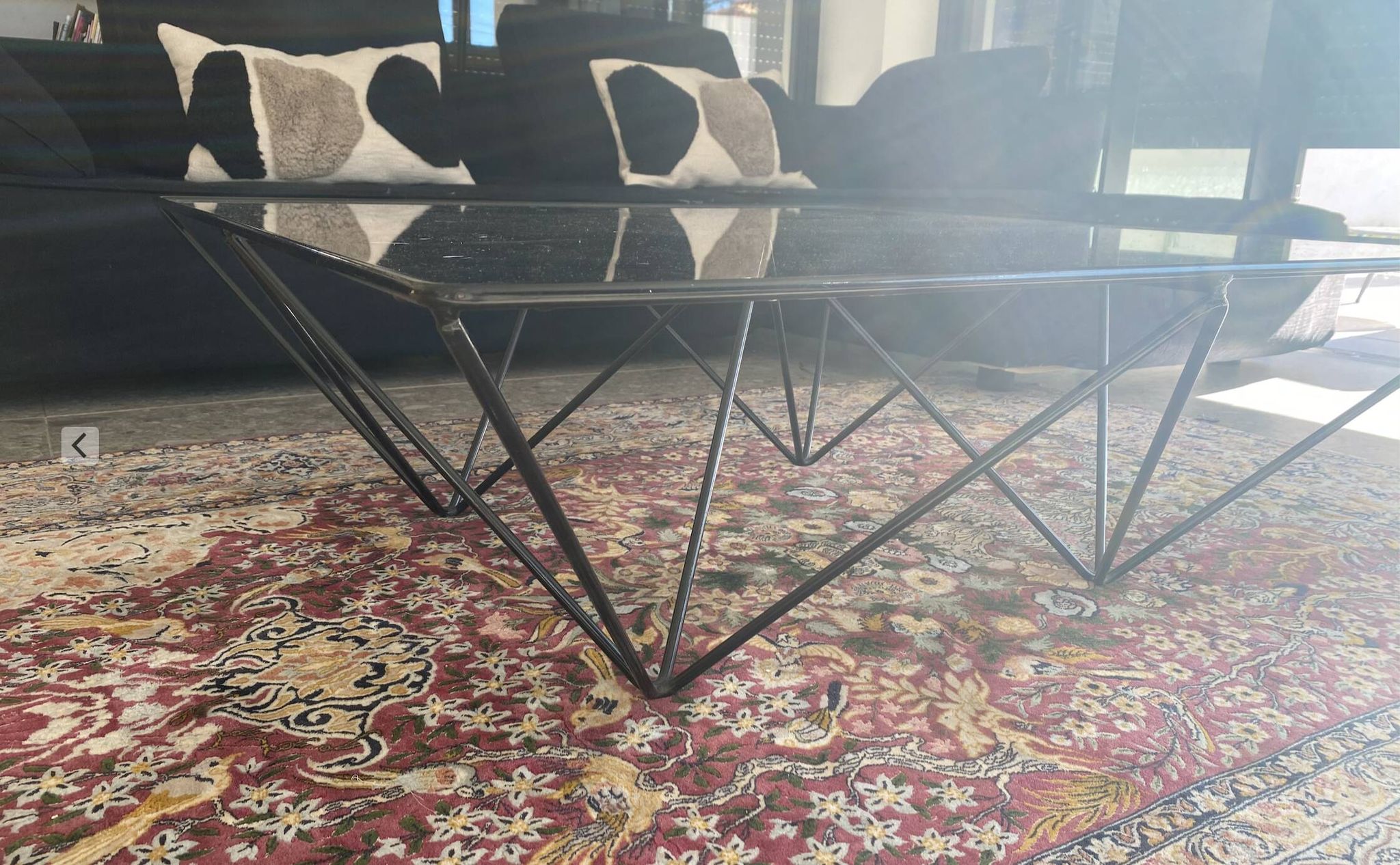 Table basse carré métal noir verre