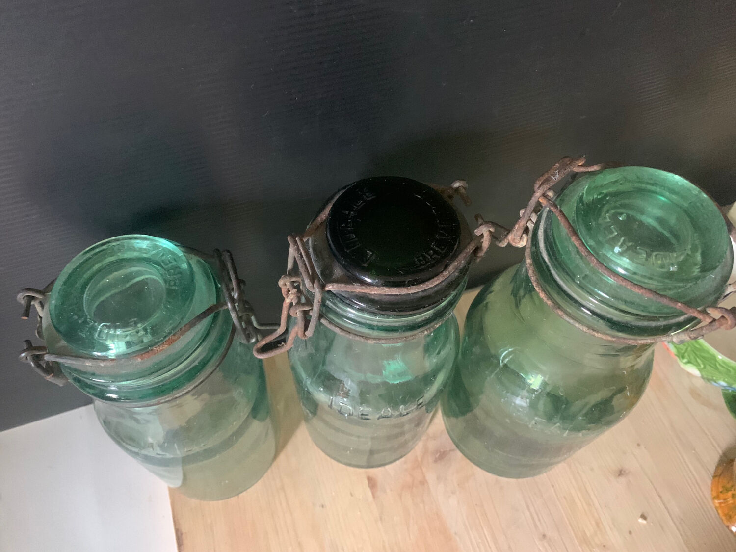 Old jars The ideal