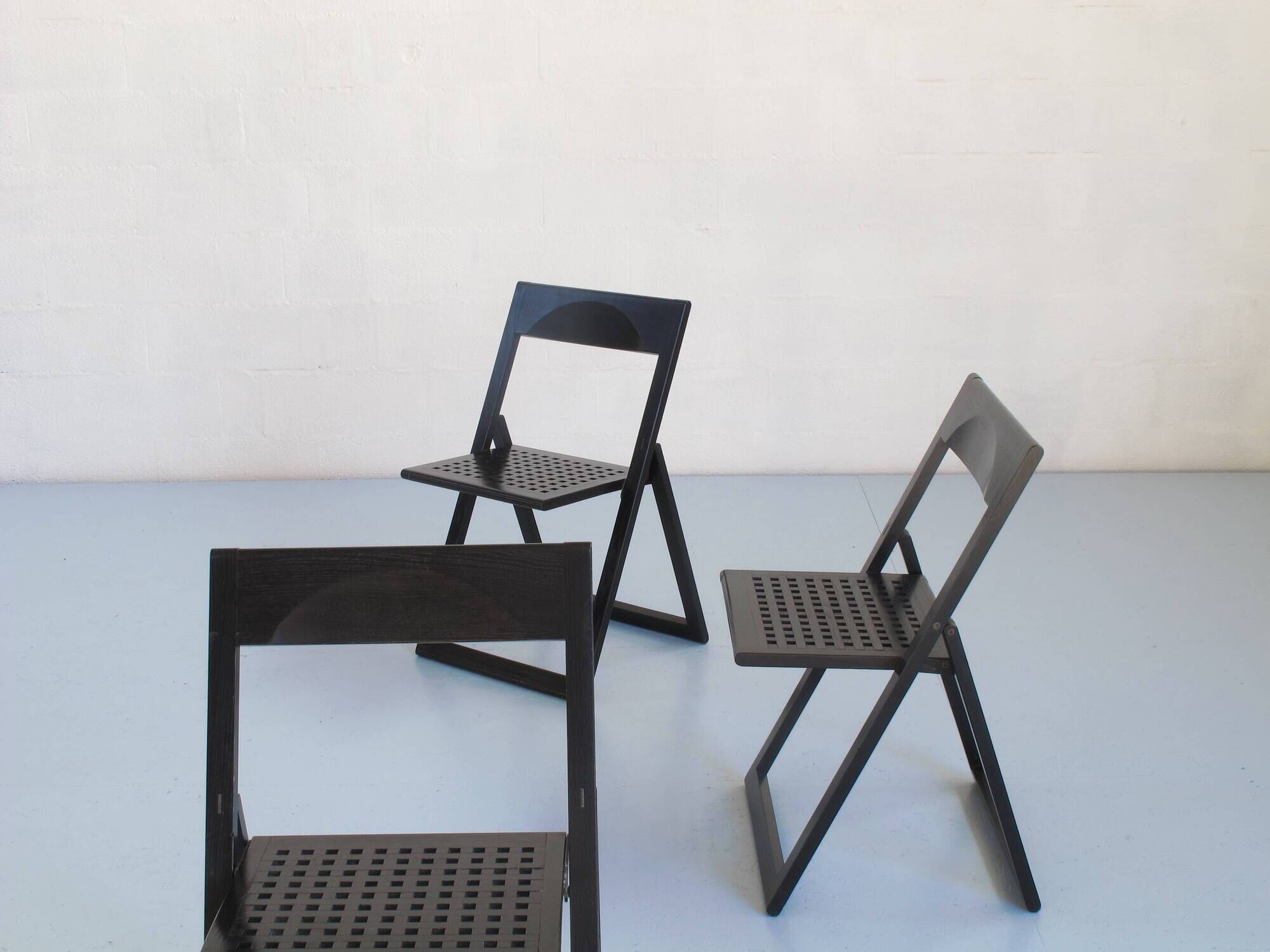 Three Pliaviva folding chairs by Marc Berthier and Alain Chauvel for Magis Italy 1980