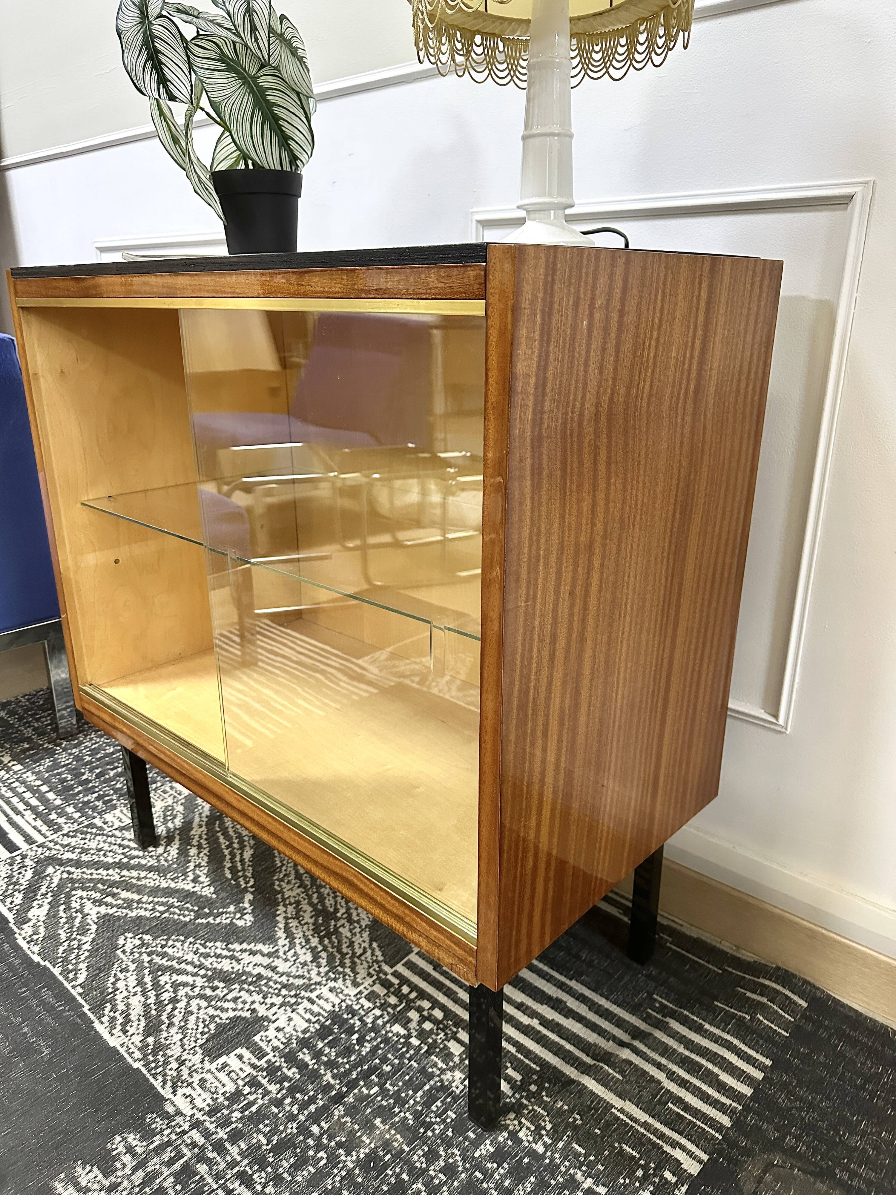 Meuble vitrine vintage