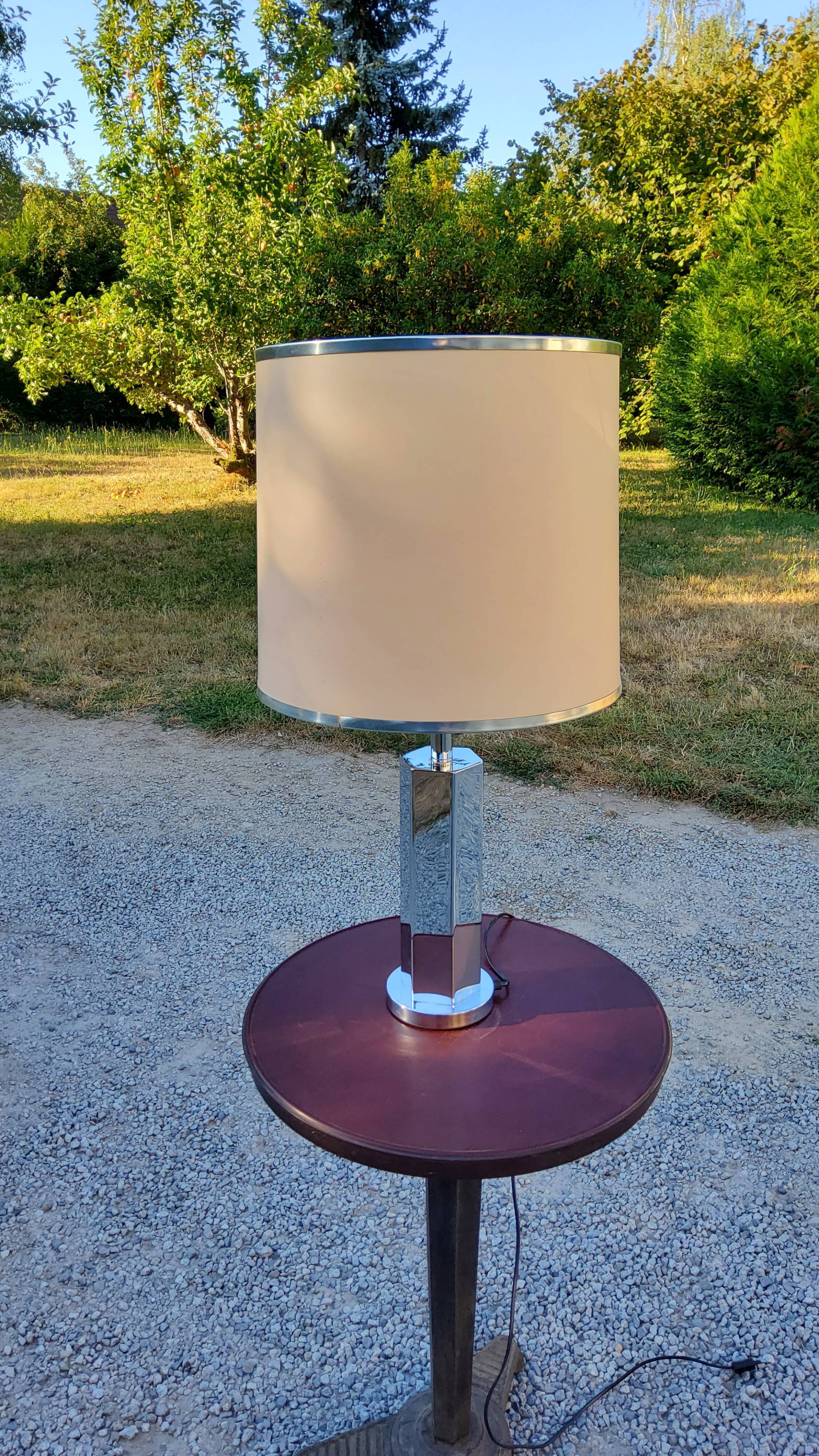 Lamp of the 70s in chrome metal original lampshade