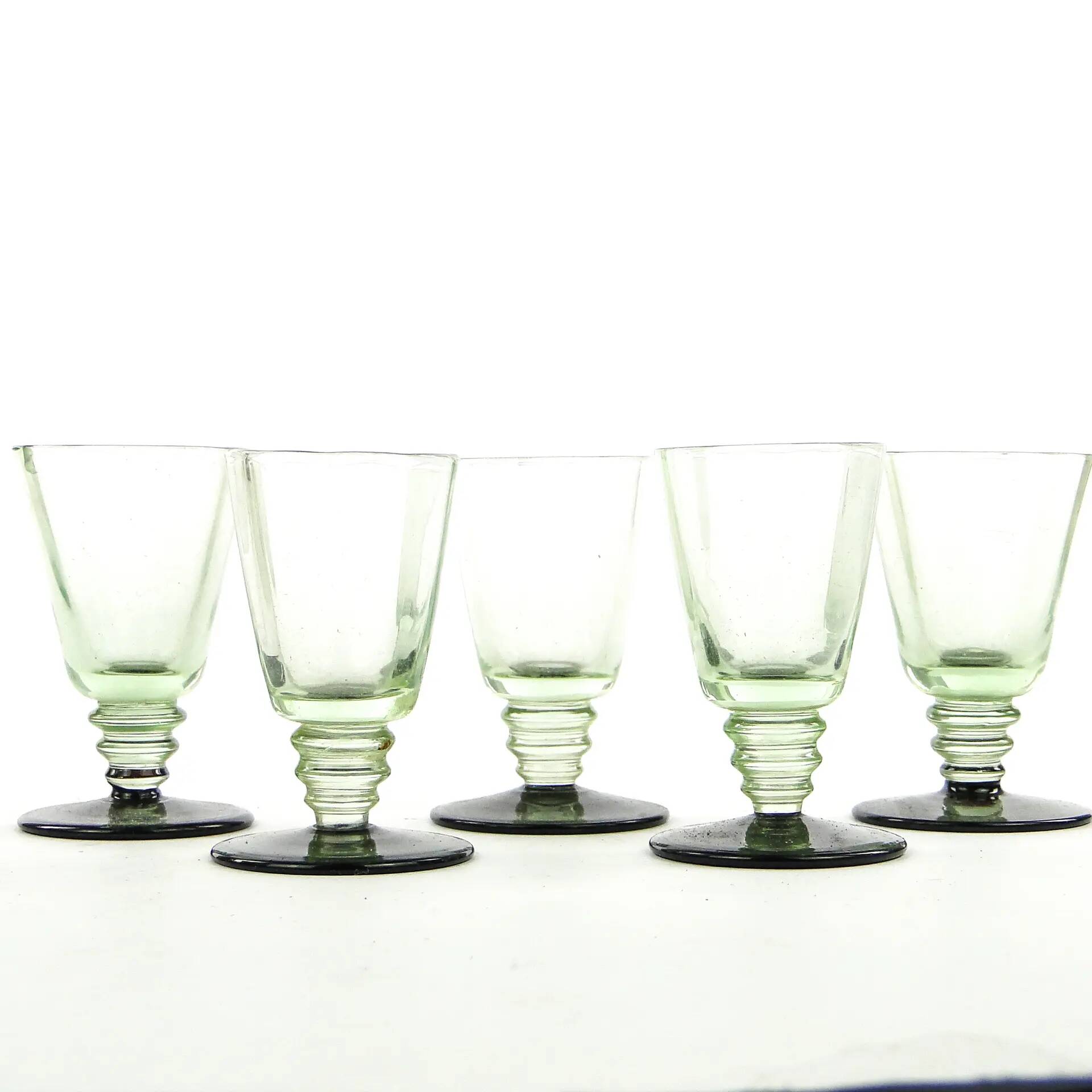 Ensemble de cinq verres, Art Déco, verre, Pologne, années 1930