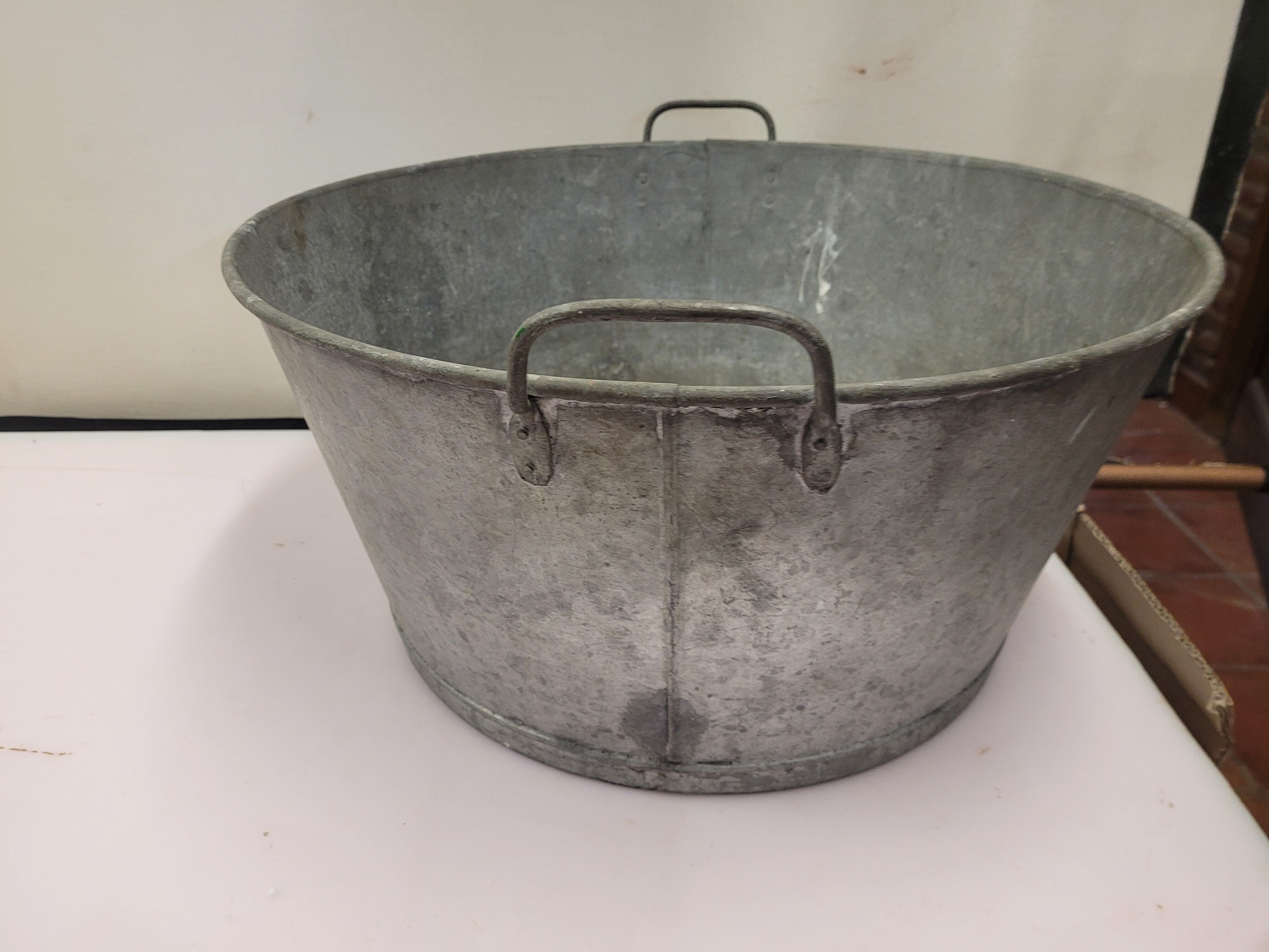 Zinc basin