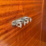 Armoire en placage de noyer restaurée d'influence Art Déco, années 1930