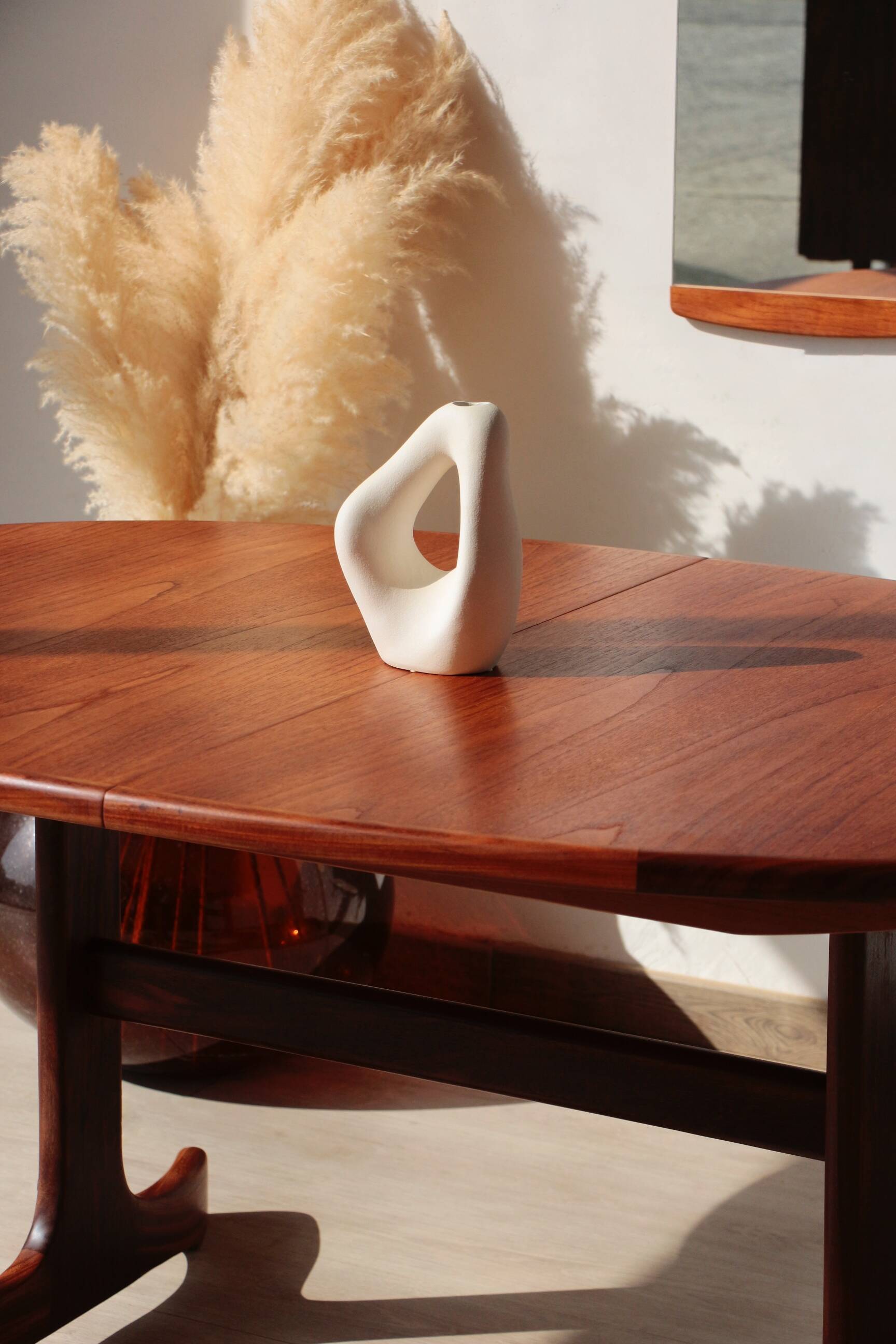 Oval dining table in teak – 6 to 8 people – Fresco model – G Plan