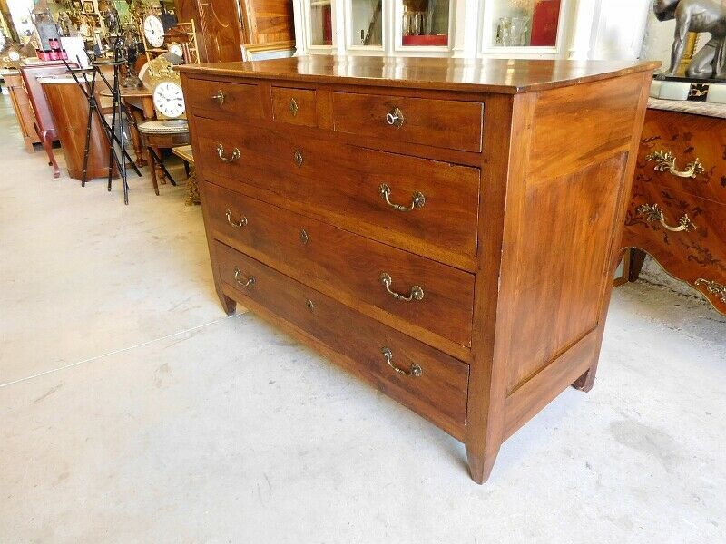 6-century walnut pantniere dresser