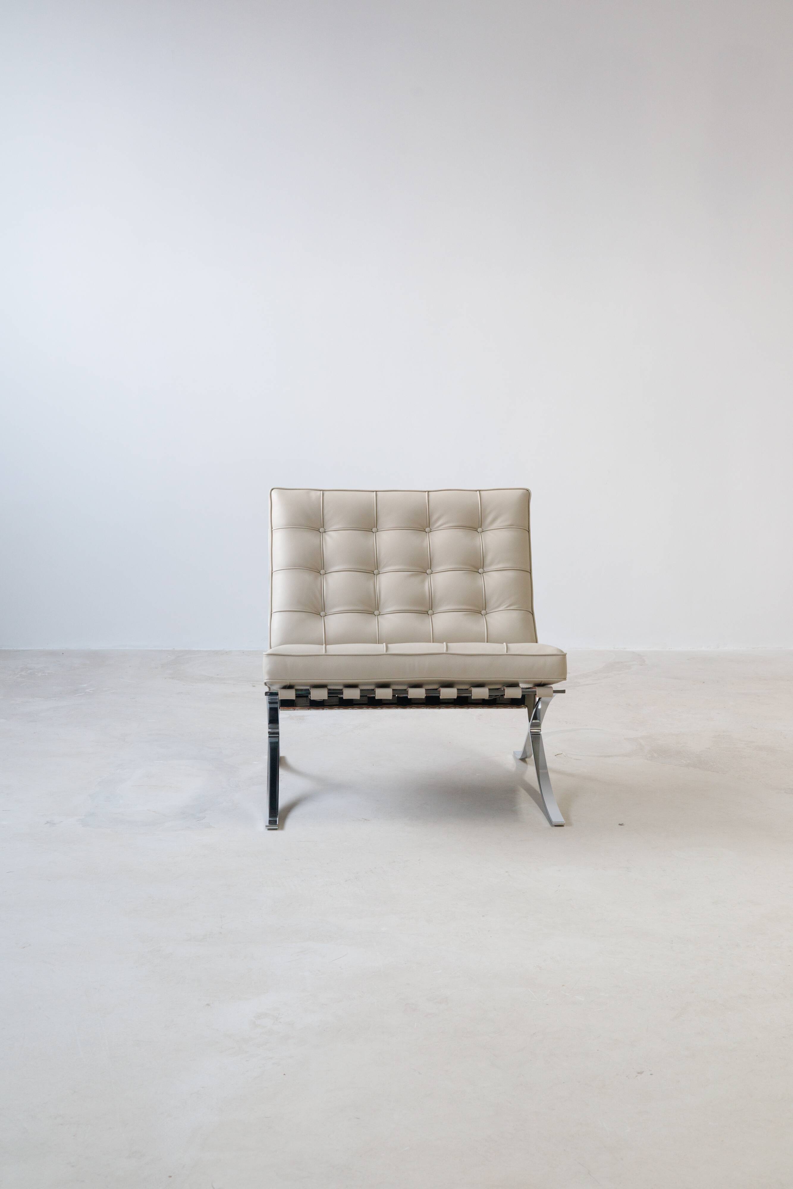 Chaise Barcelona Mies van der Rohe, Knoll - Cuir de beurre