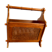 Magazine holder