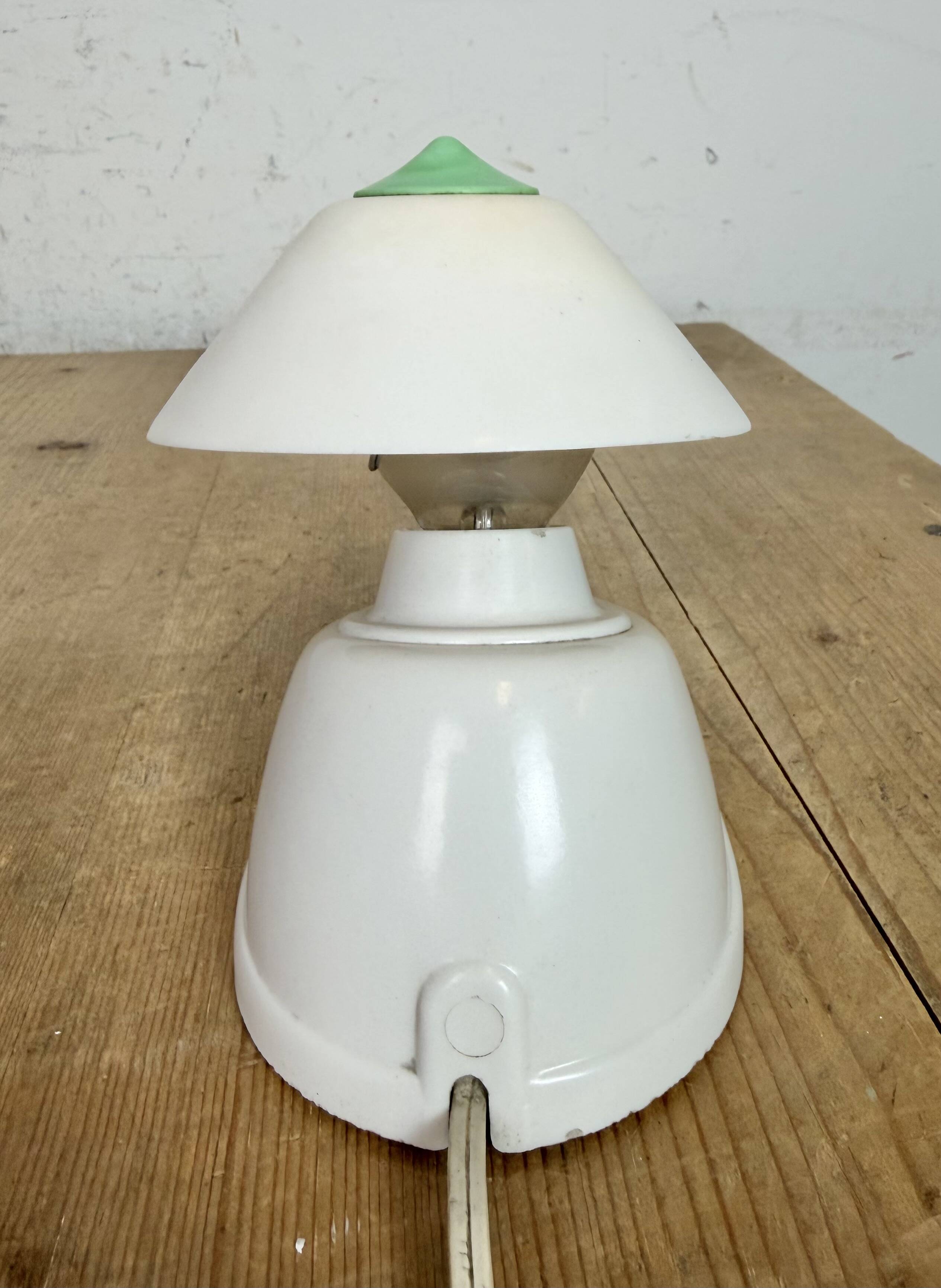 Vintage White Bakelite Table Lamp, 1950s