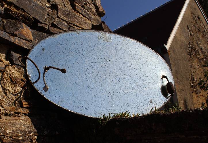 Mercury barber mirror