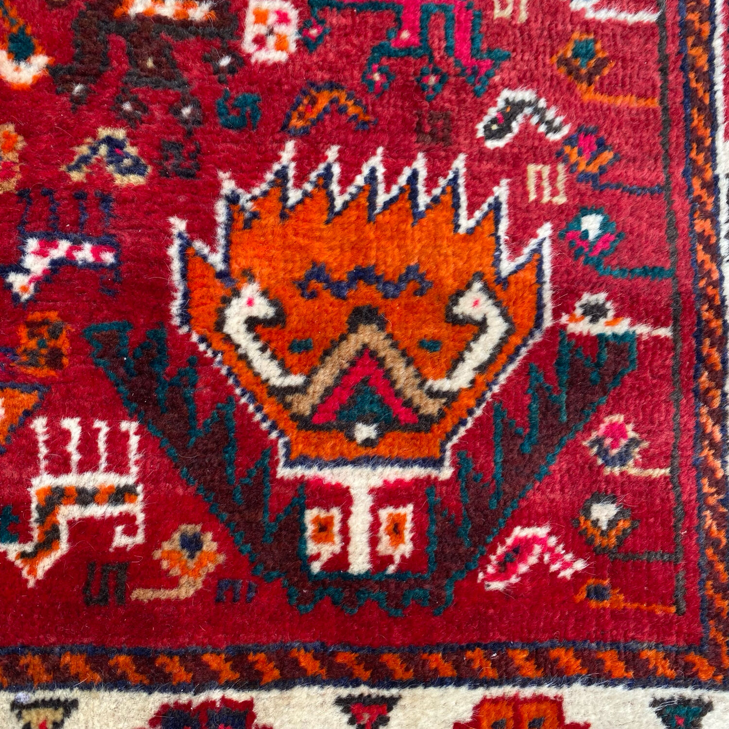 Tribal Persian rug 120x155 cm