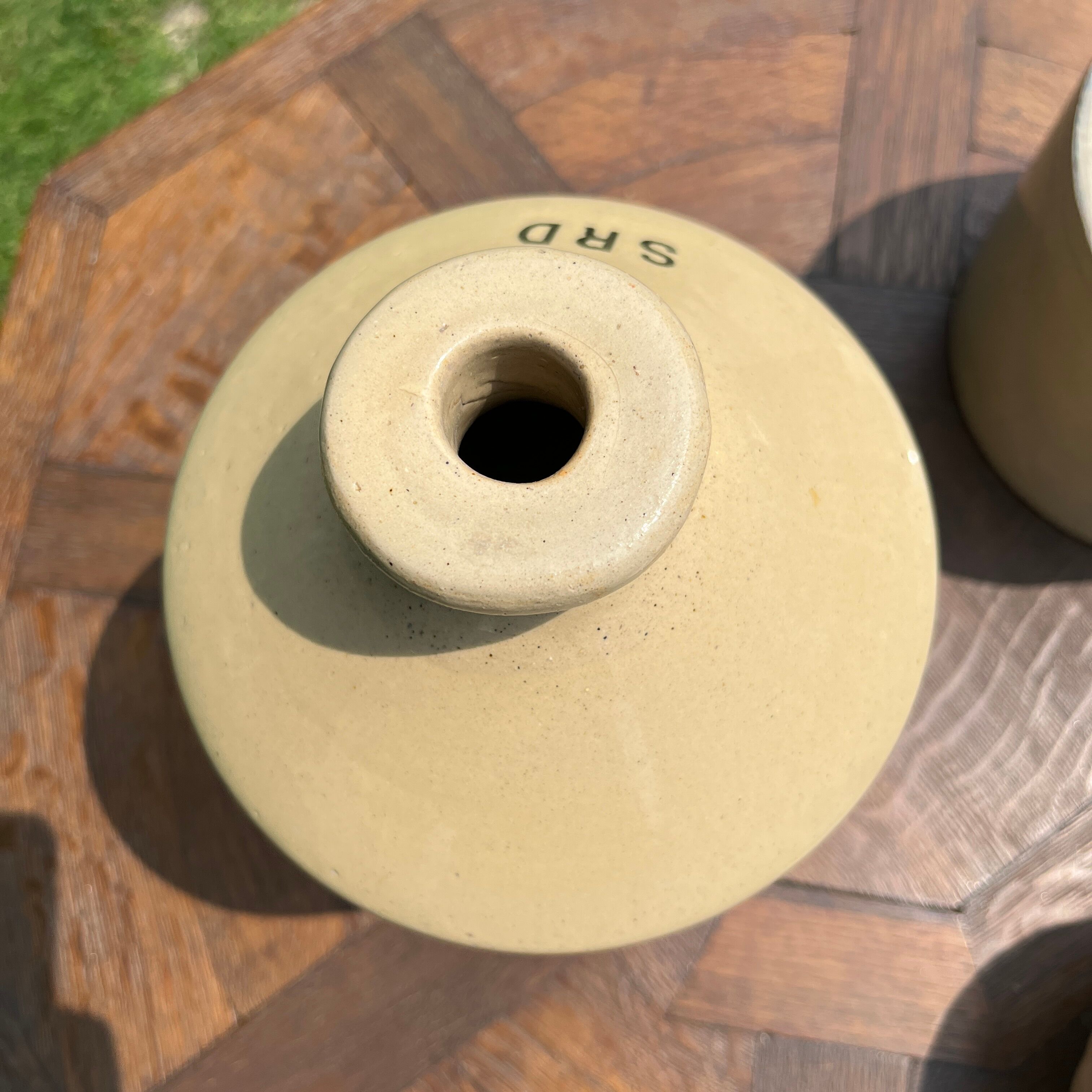 Set of 3 beige ceramics