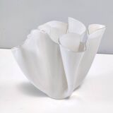 White Glass Vase "Fazzoletto" by Giorgio Berlini, Italy
