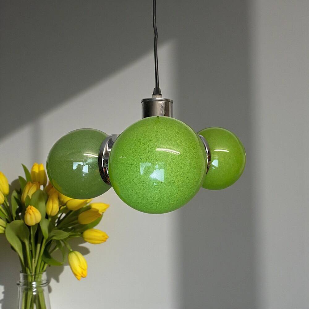 Space Age 3-light Sputnik chandelier