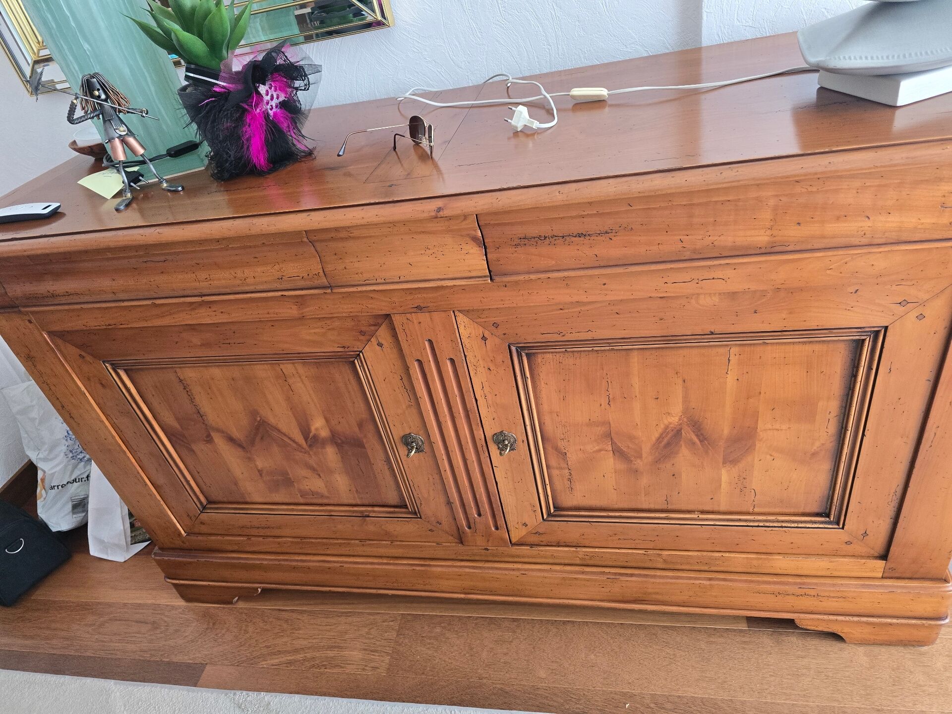 Low buffet in cherry wood.