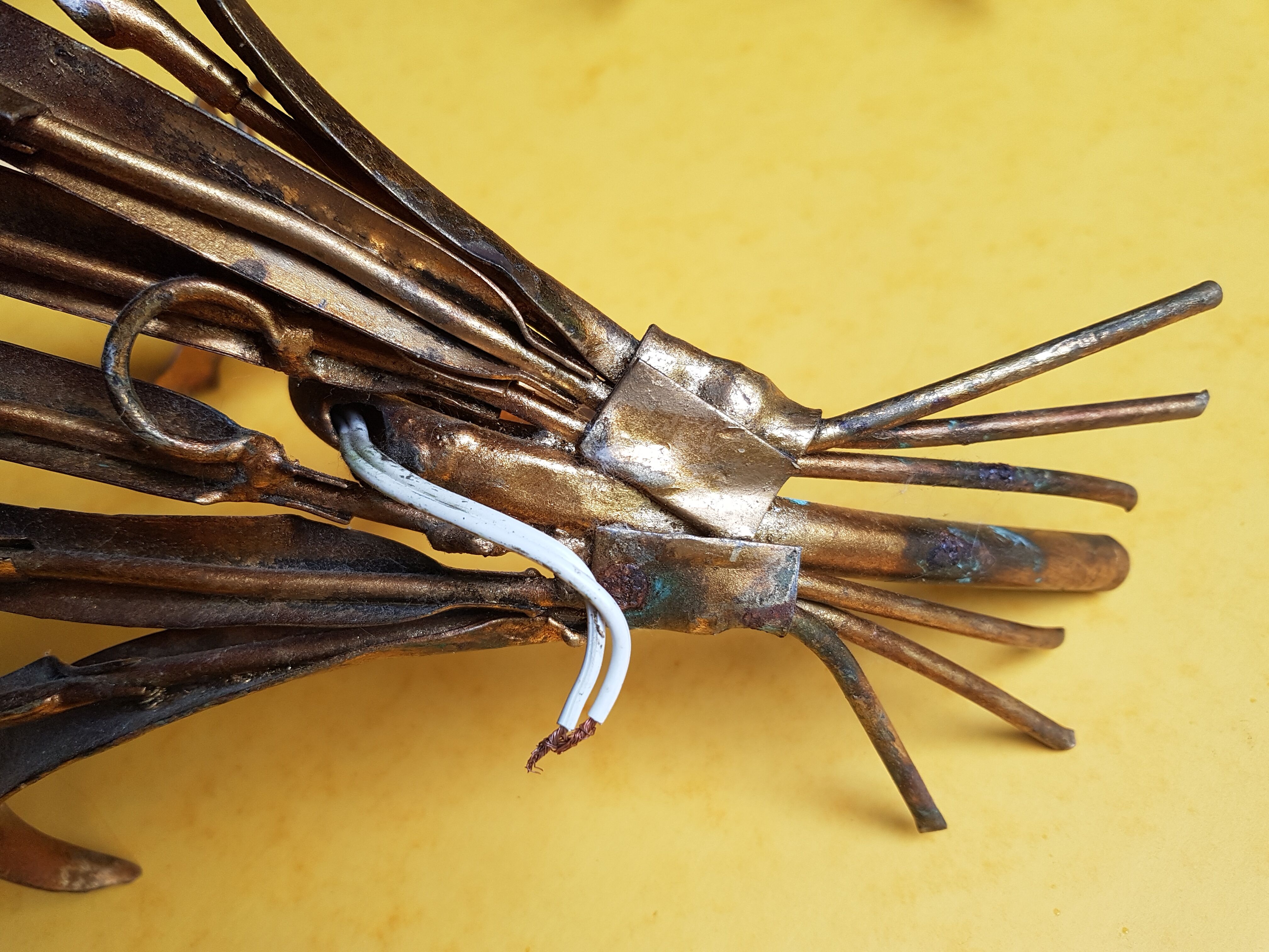 Pair of "wheat ear" gold metal sconces