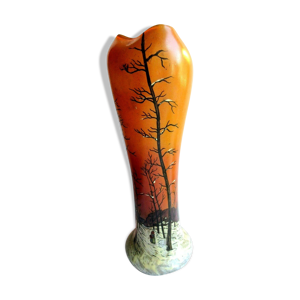 vase art nouveau déco émaillé Legras paysage de neige, arbres et femme marchant