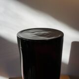 Vase violet en verre soufflé