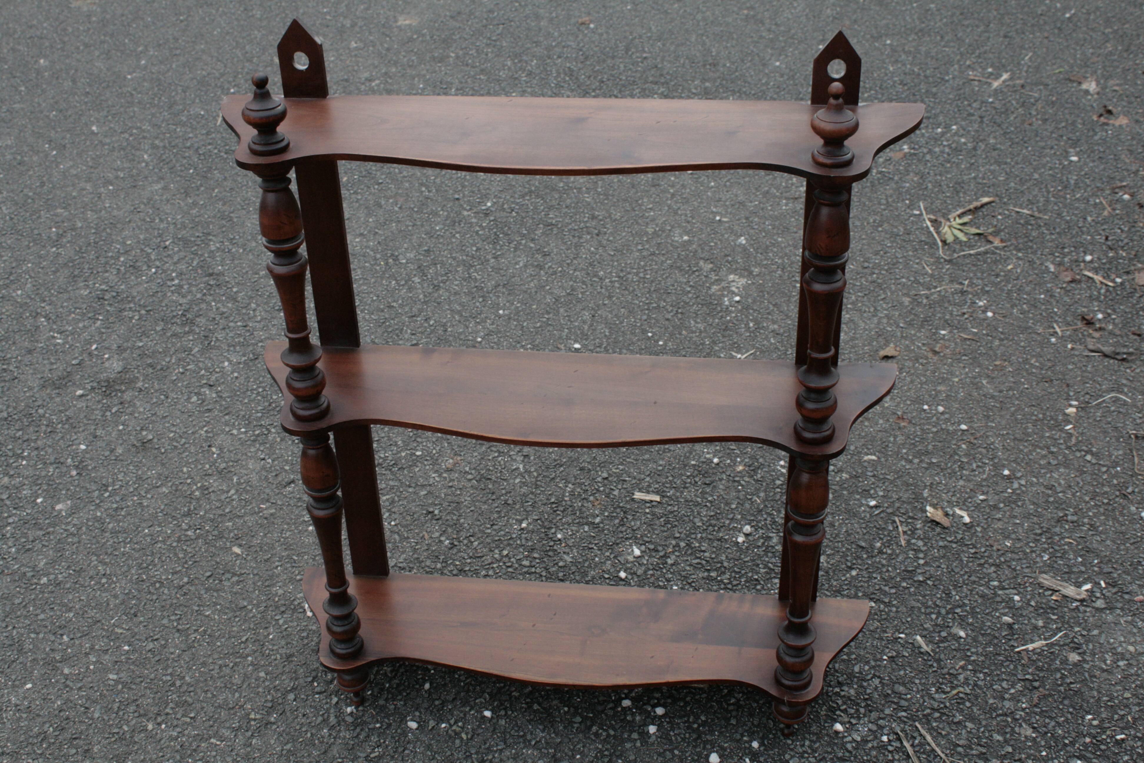 Napoleon III style shelves