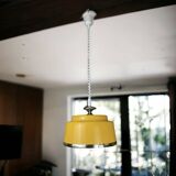 Lampe de cuisine rétractable en métal jaune moderne du milieu du siècle