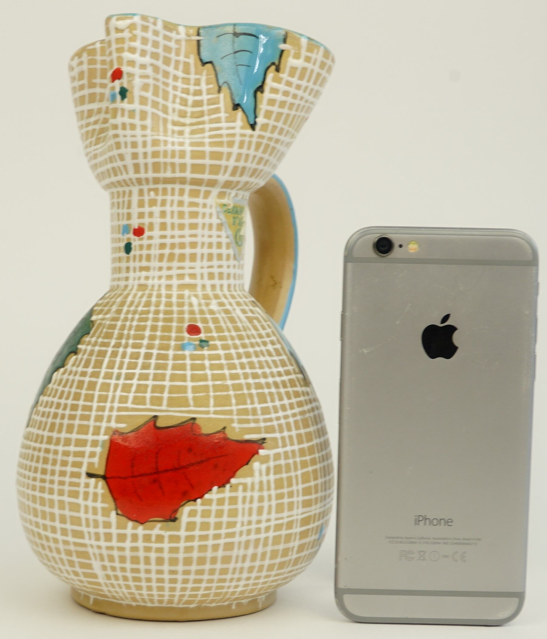 ceramic,Pichet artigiana deruta Italy