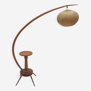 Lampadaire arc scandinave en teck