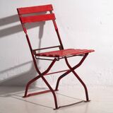 Antique red outdoor folding chairs (c.1920). Set of 2 pieces.