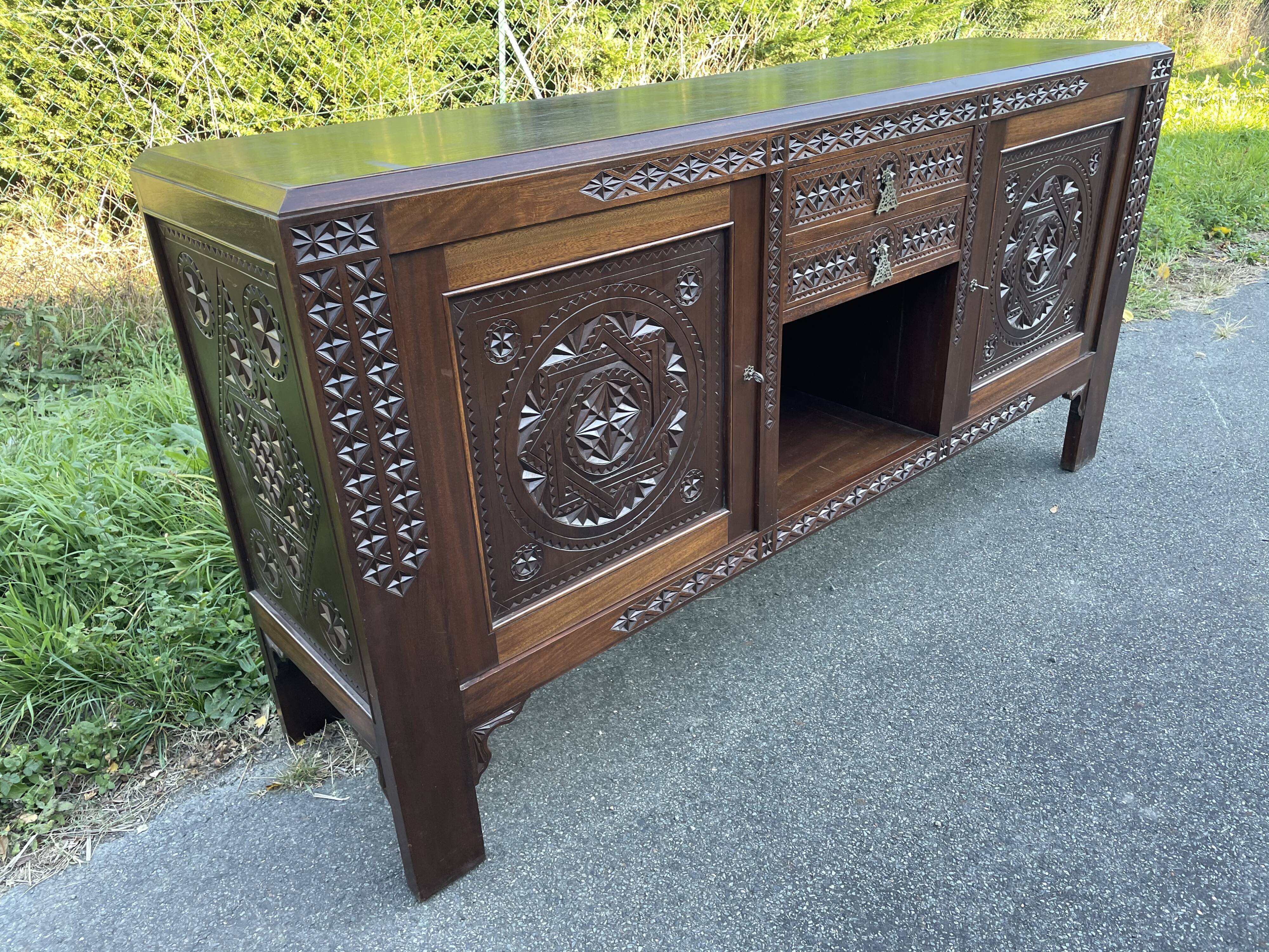 Enfilade buffet art deco brutalist furniture Morocco style dudouy