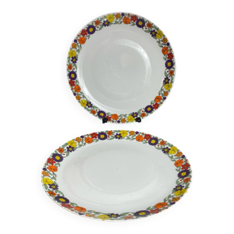 Two large round Bavaria porcelain dishes