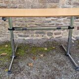 USM Kitos design table